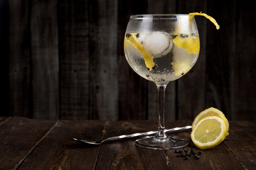 Stay Cool this Summer with the Deliciously Refreshing Hugo Cocktail