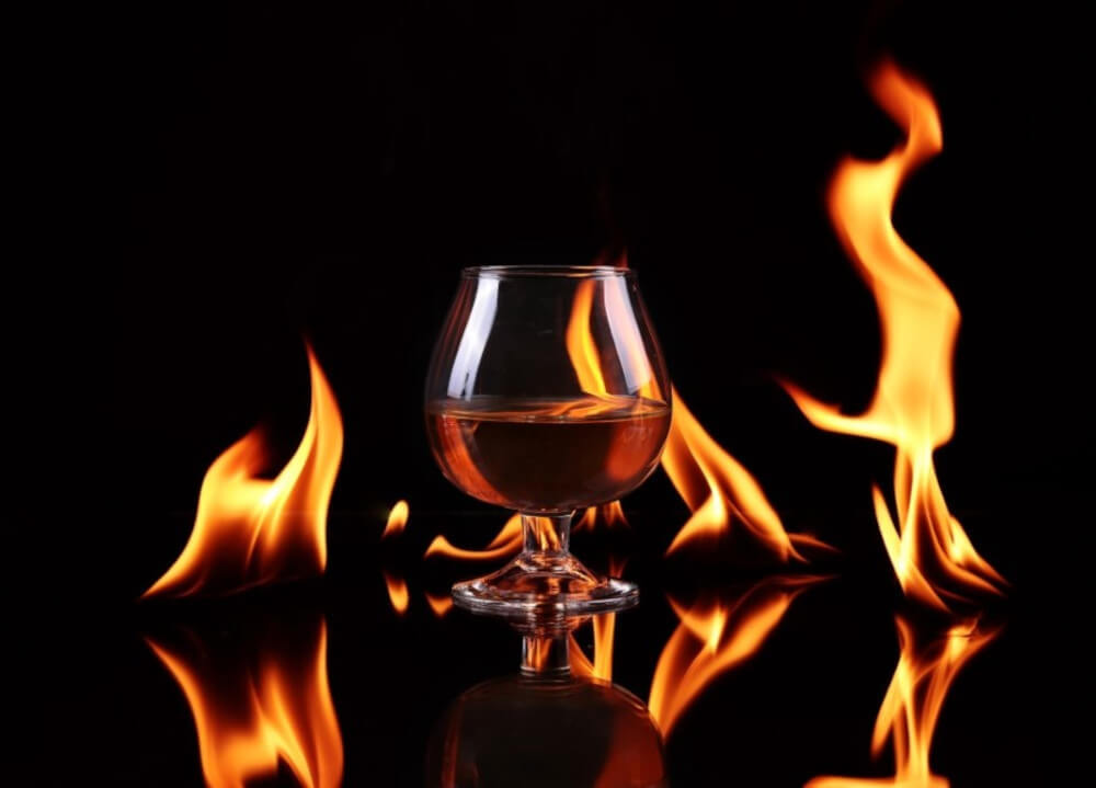 Breaking Down the Battle of American Whiskey: Rye vs. Bourbon