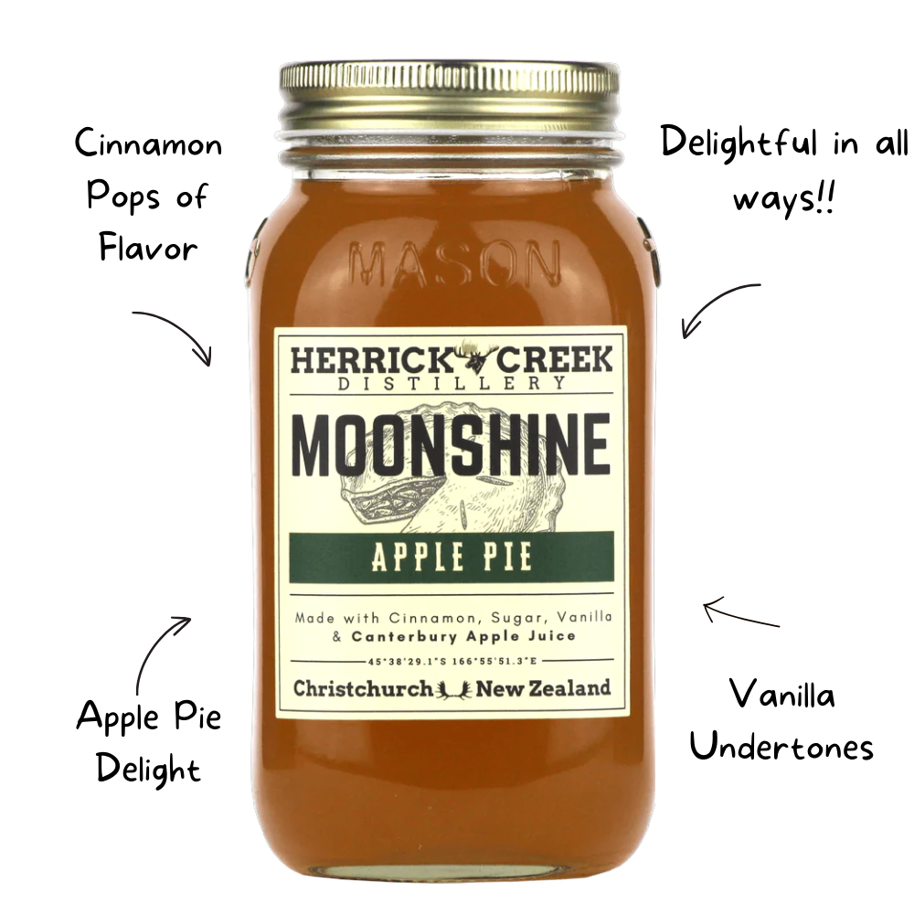 Full Moonshine Apple Pie